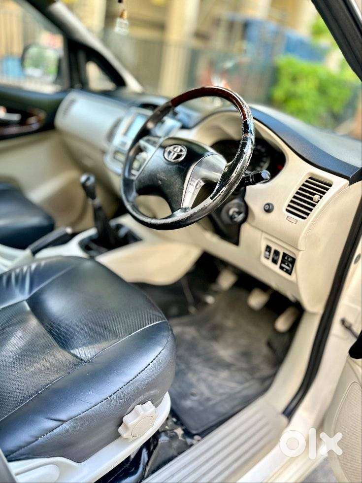 Toyota Innova 2.5 V 7 Str, 2014, Diesel
