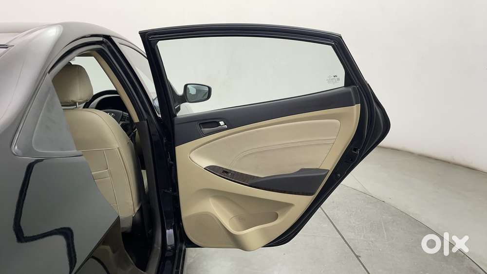 Hyundai Verna 1.6 Sx Vtvt, 2017, Petrol