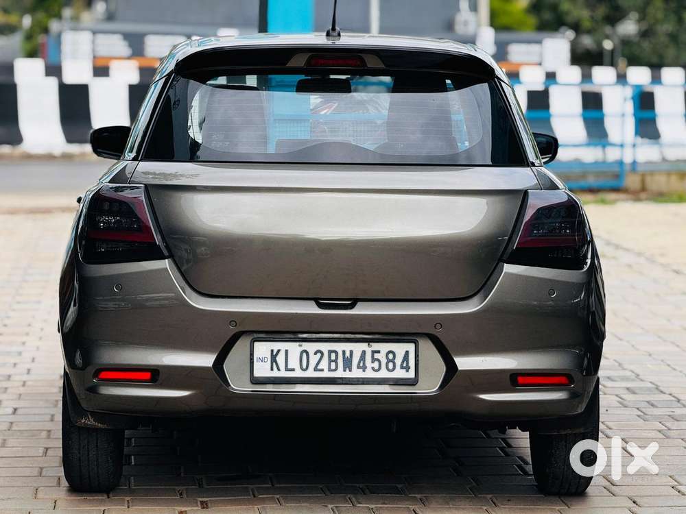 Maruti Suzuki Swift Vxi + Manual, 2024, Petrol