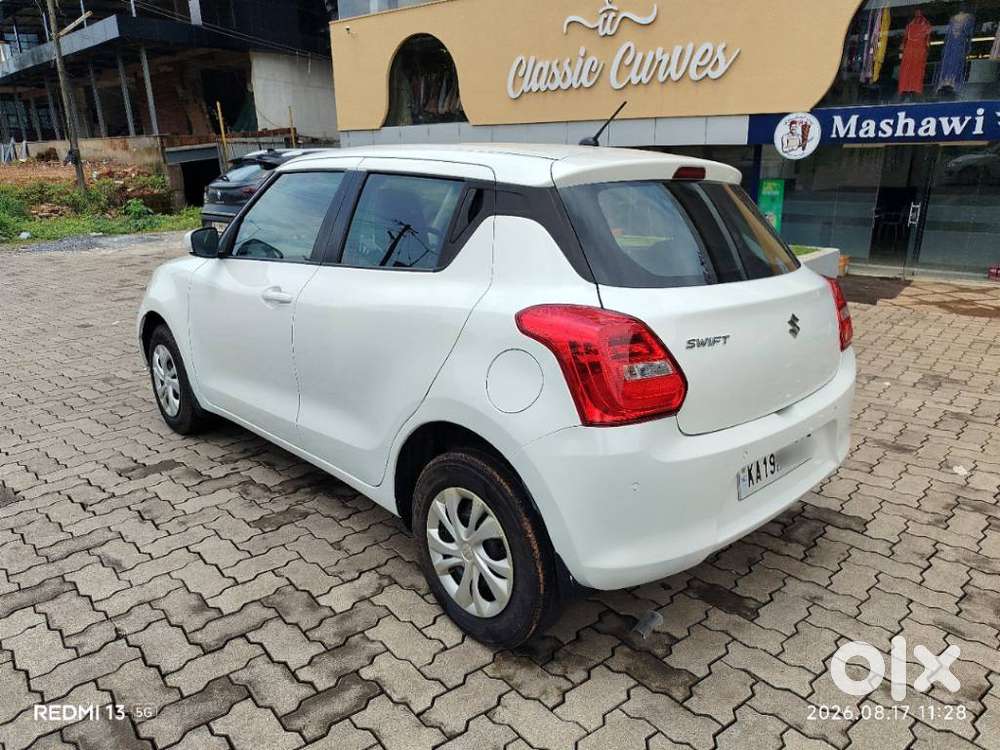 Maruti Suzuki Swift Vxi Abs Bsiv, 2021, Petrol