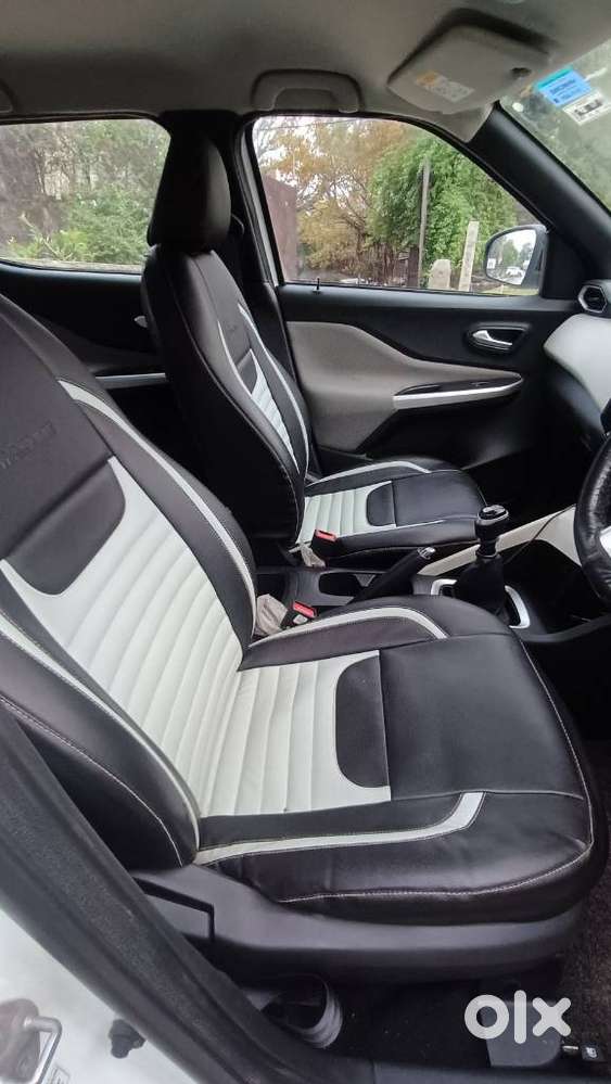 Nissan Magnite 1.0 Xv Executive, 2021, Petrol