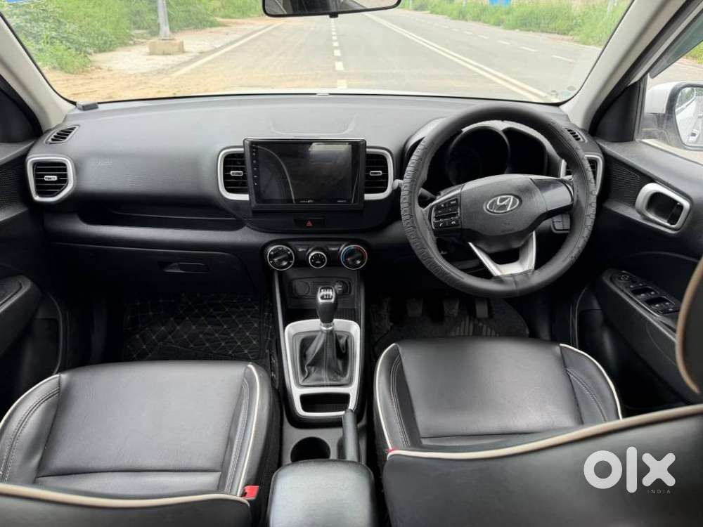 Hyundai Venue S Turbo, 2019, Petrol