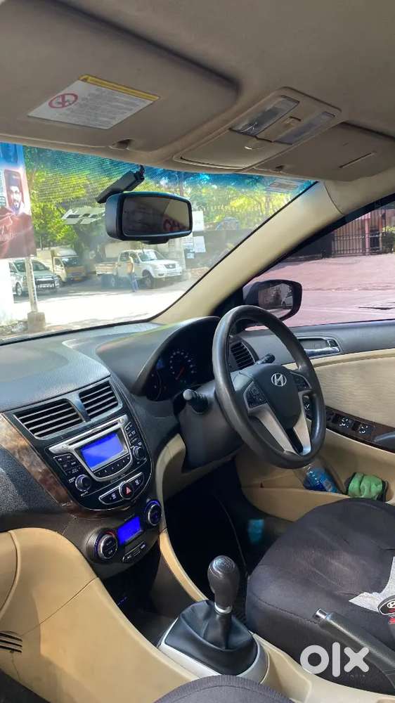 Hyundai Fluidic Verna 2011 Diesel Manual