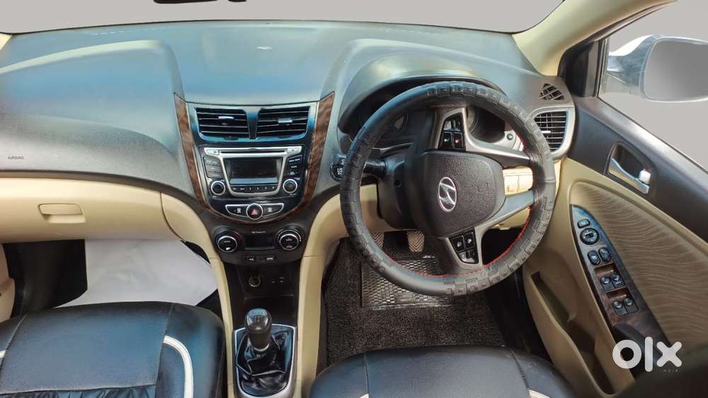 Hyundai Verna 1.6 Sx (o) Vtvt, 2015, Petrol