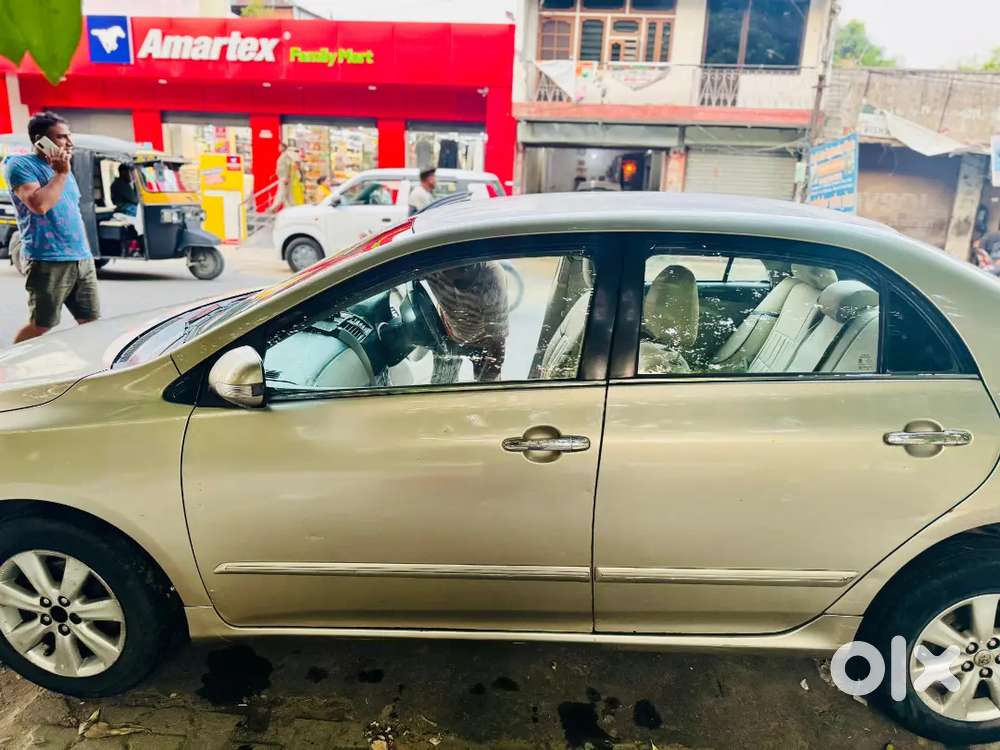 Toyota Corolla Altis 2009 Petrol Well Maintained