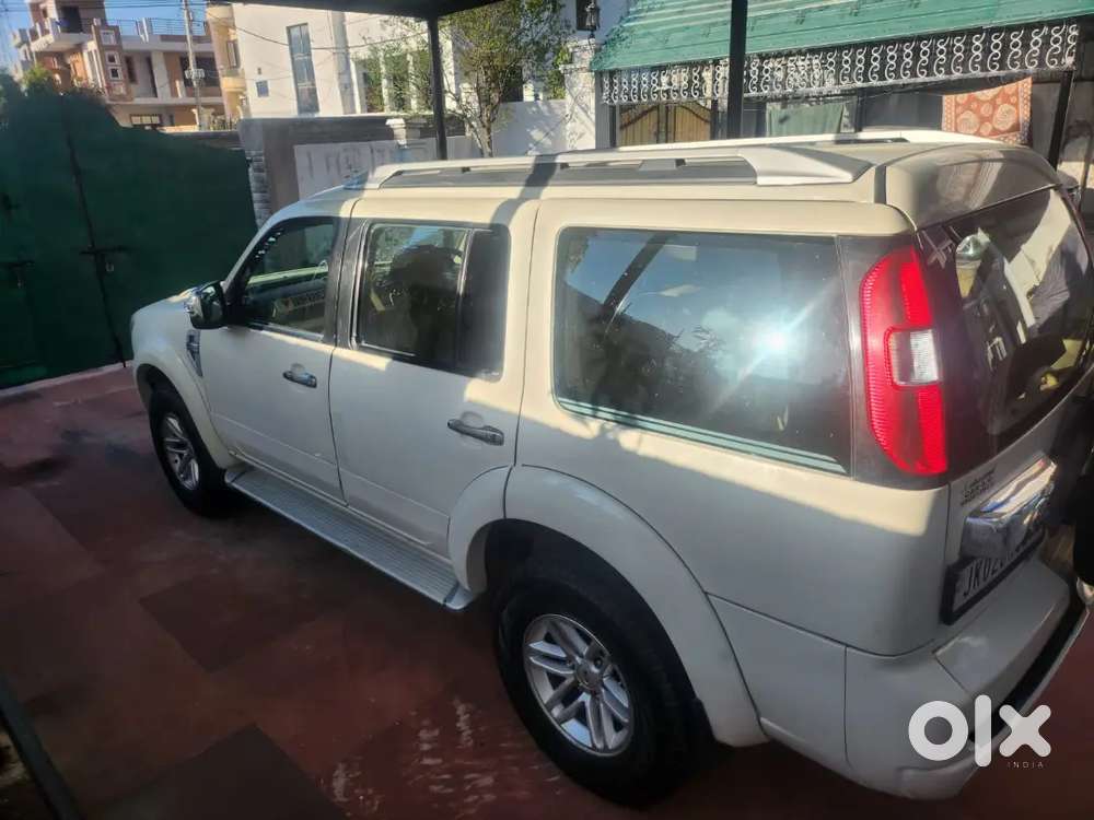 Ford Endeavour 2011 Diesel Well Maintained