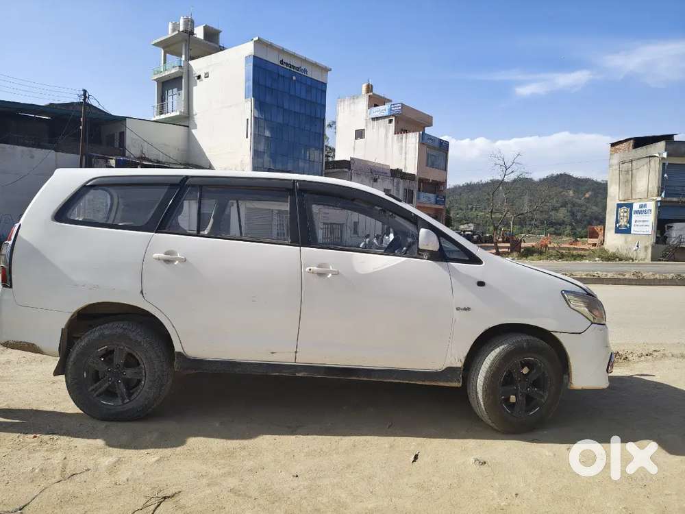 Toyota Innova 2011 Diesel Well Maintained