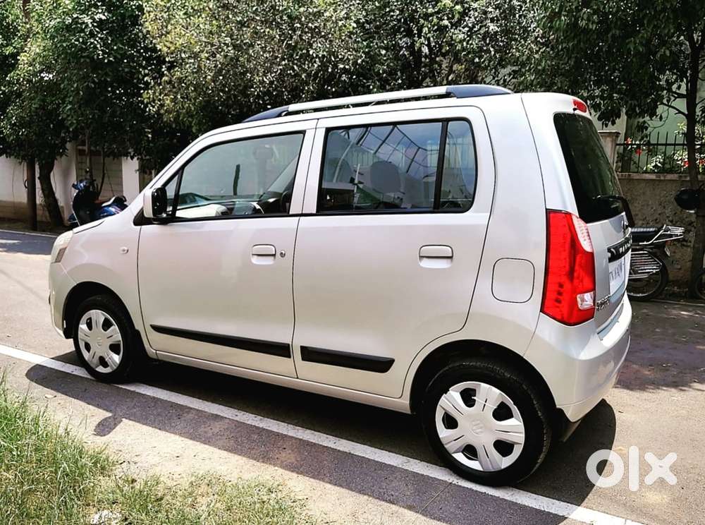 Maruti Suzuki Wagon R Vxi Amt1.2, 2018, Petrol