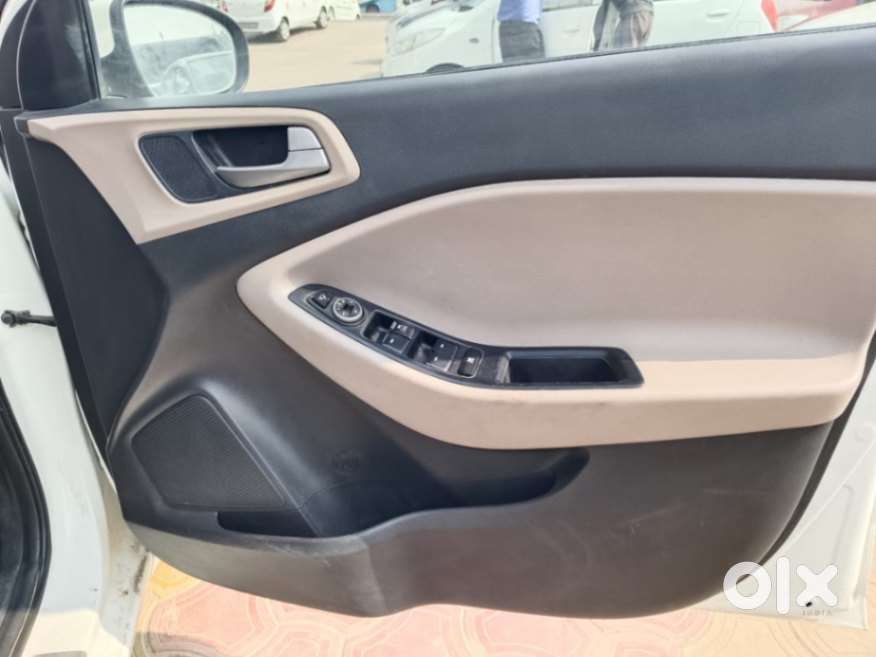 Hyundai I20 Asta (o) 1.2 Mt, 2018, Petrol