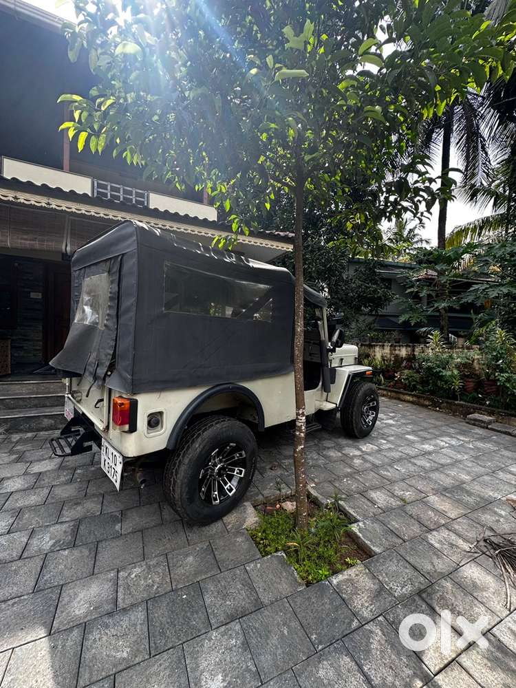 Mahindra Jeep Diesel 2000