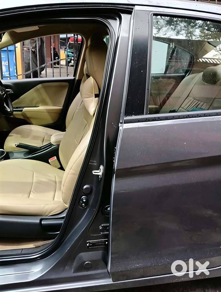 Mint Honda City 2017 Sv  Enthusiast Maintained  Fully Serviced