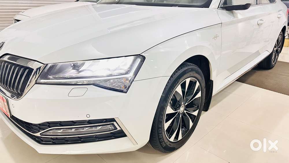 Skoda Superb 2.0 Tsi At L&k, 2021, Petrol