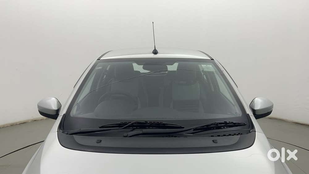 Tata Tiago Xz, 2016, Petrol