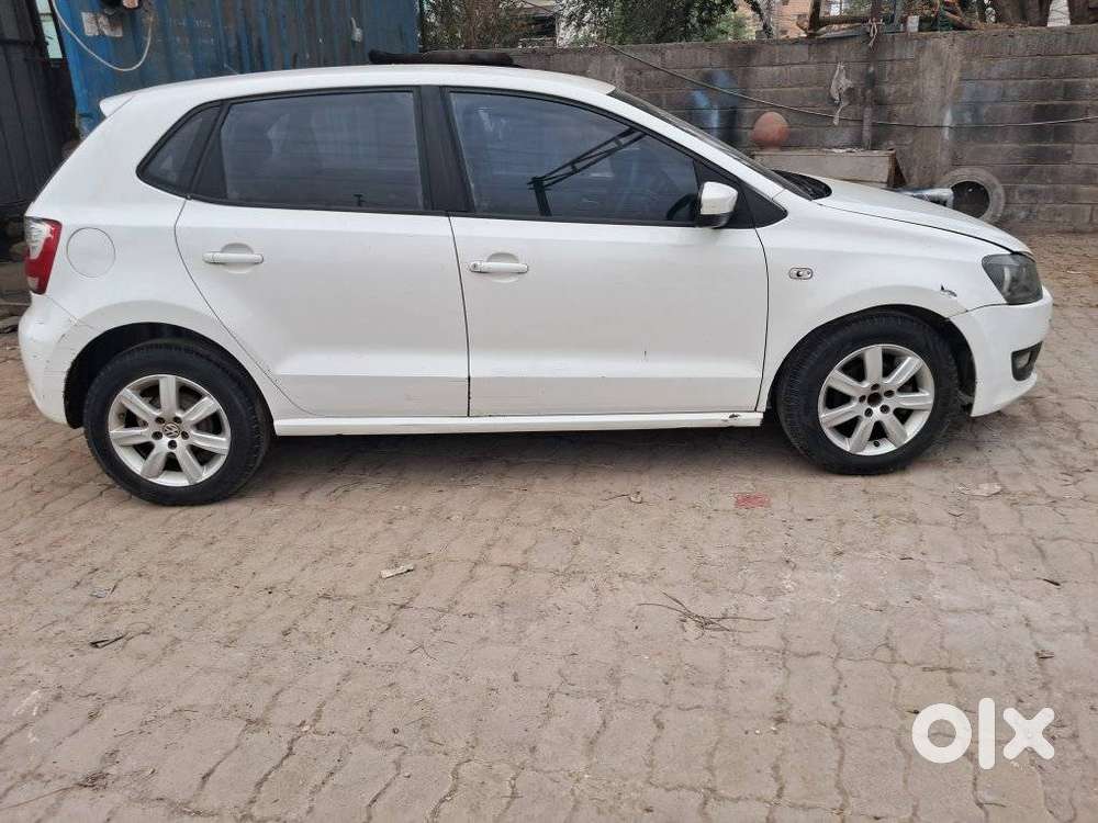 Volkswagen Polo Petrol Highline 1.6l, 2010, Petrol