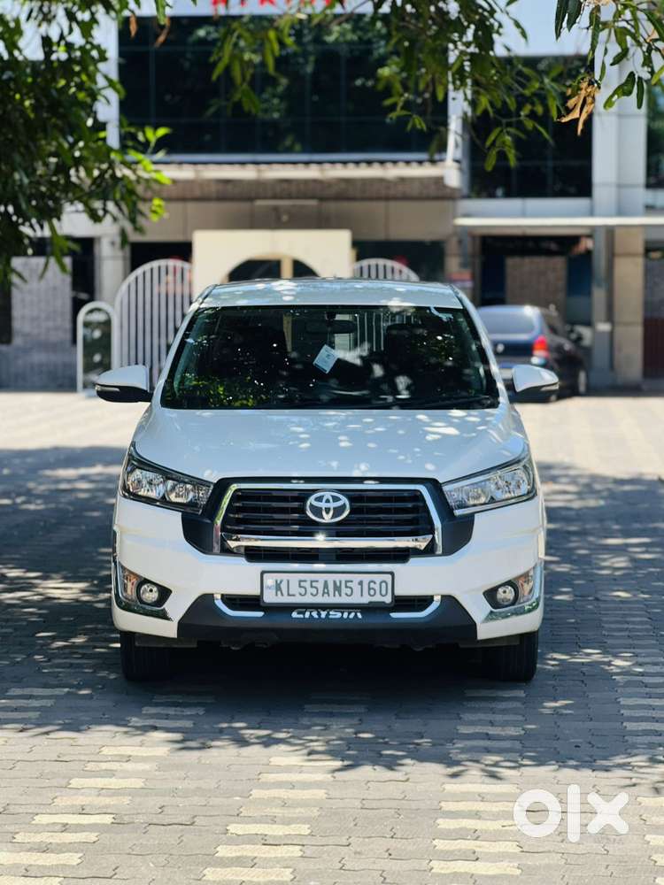 Toyota Innova Crysta 2.4 G Mt, 2017, Diesel