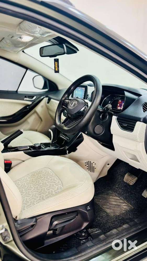 Tata Nexon 1.2 Revotron Xza Plus (l) Dual Tone, 2023, Petrol