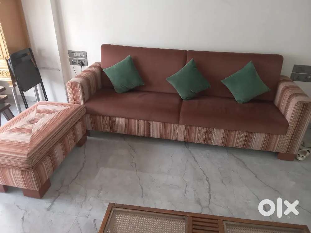 6 seater sofa  set premium quality good condition