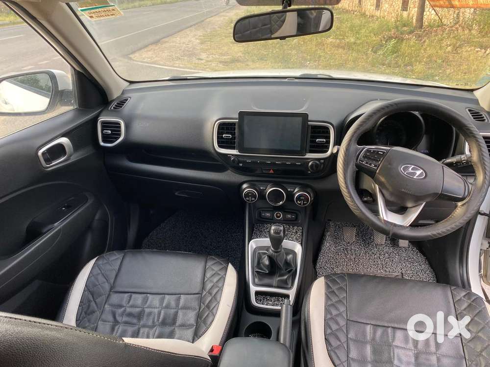 Hyundai Venue 1.2 S Plus, 2022, Petrol