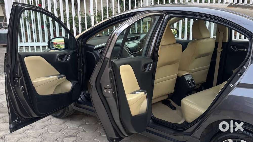 Honda City Zx Automatic Cvt 2017, 39500 Kms Chandigarh Registration.