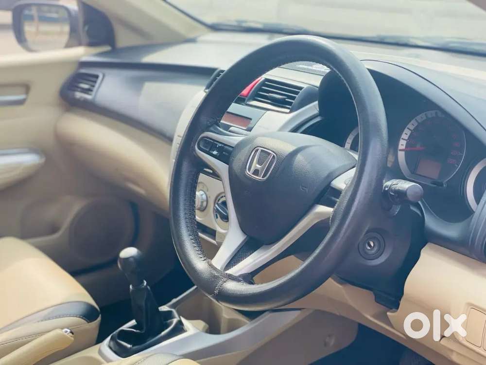 Honda City 2014-2015 I Dtec V, 2011, Petrol