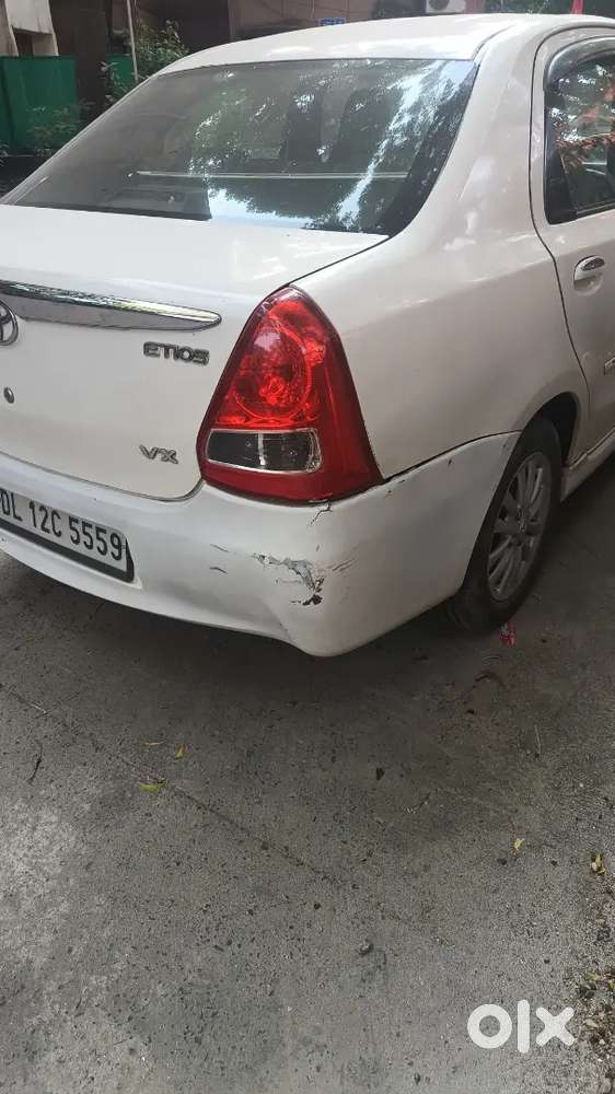 Toyota Etios 1.5 2011 Lady Driven Delhi Vshicle