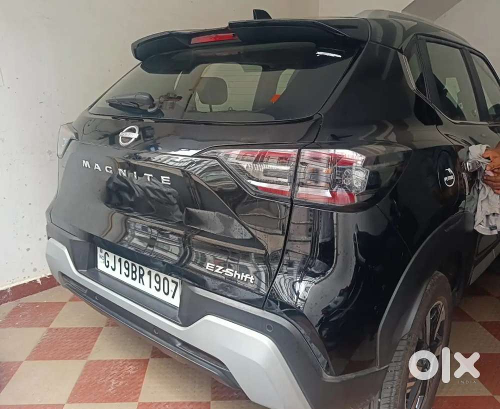 Nissan Magnite Tekna 2025 Petrol Automatic