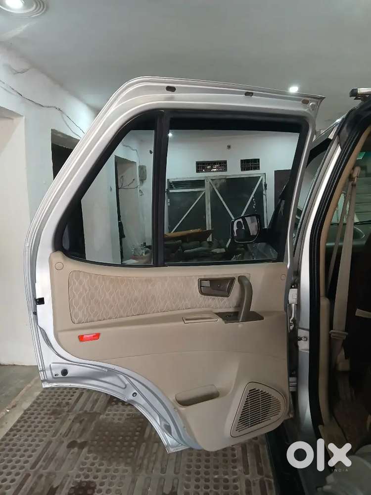 Tata Safari 2011 Diesel 78596 Km Driven