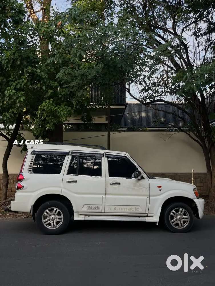 Mahindra Scorpio Classic 2011