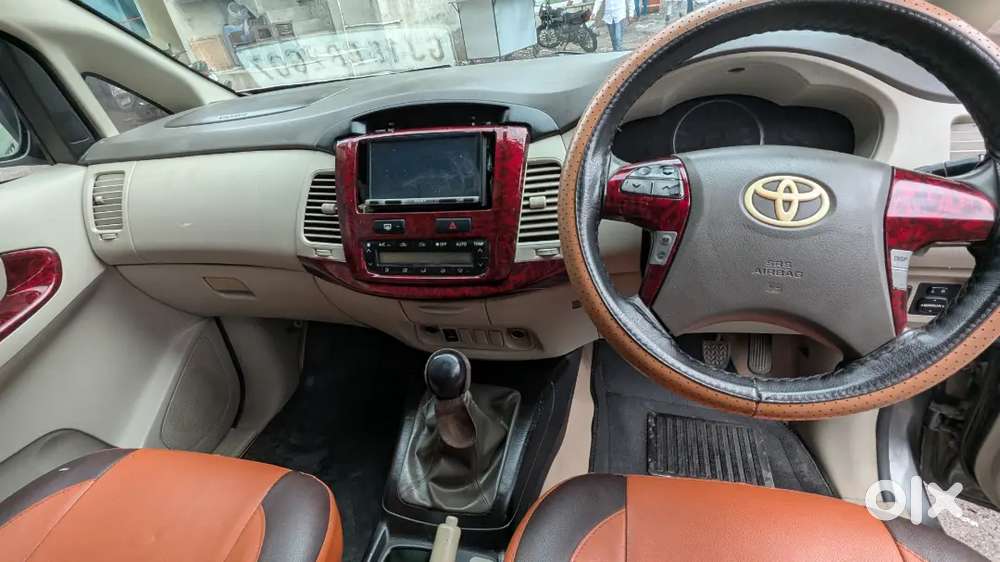Toyota Innova V Model Best Condition