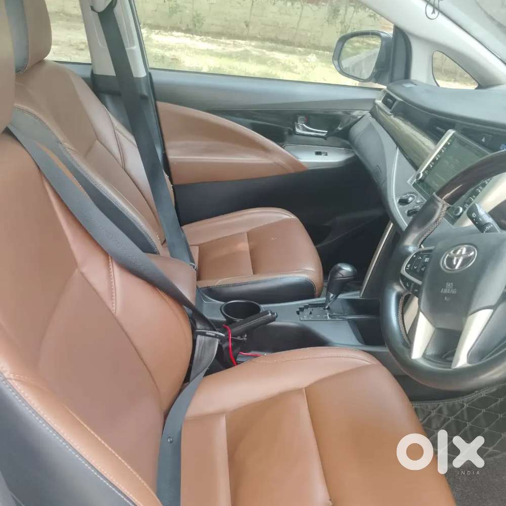 Toyota Innova Crysta2.4 G Amt 2021