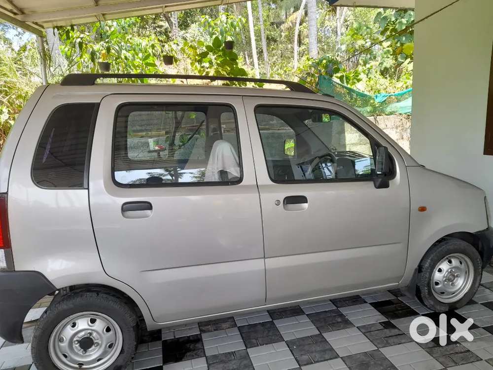 2004modal Good Car 112000rs