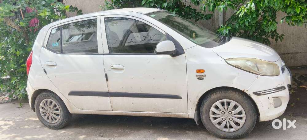 I10 Sportz 1.1 Cng Out Side Fitting