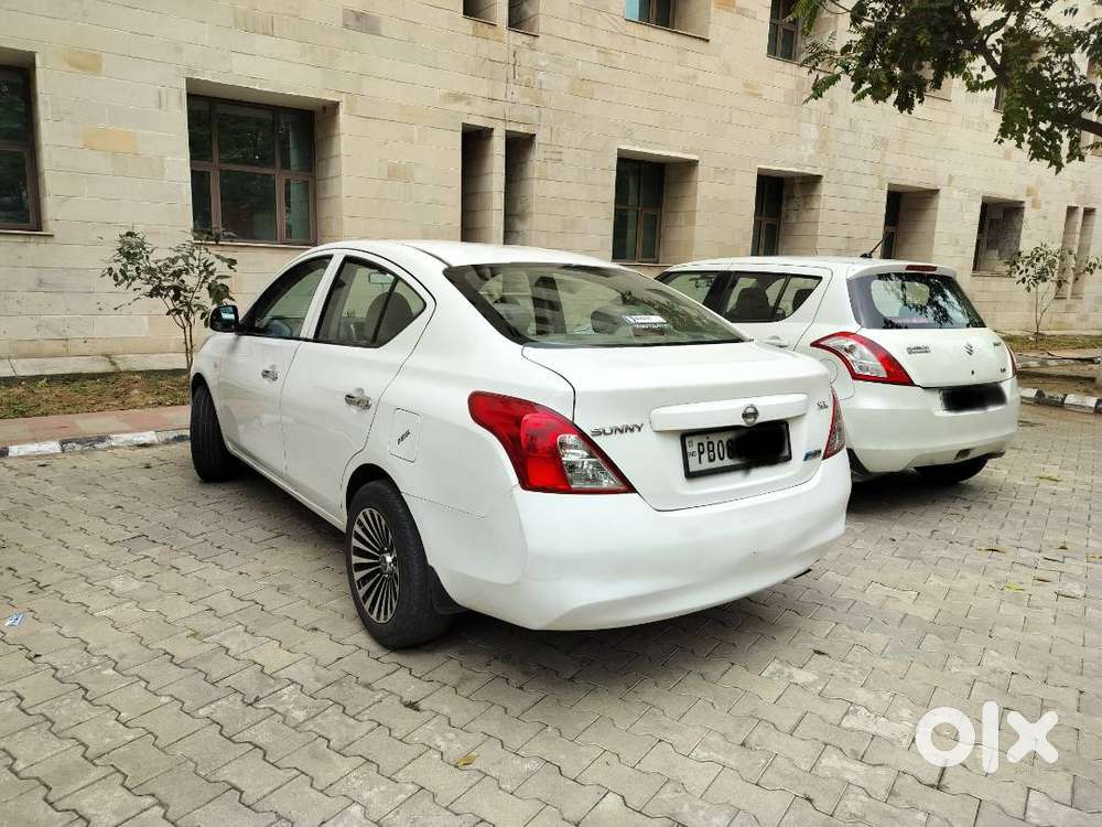 January 2012 Model Kept With Care By Owner ( Govt Officer)