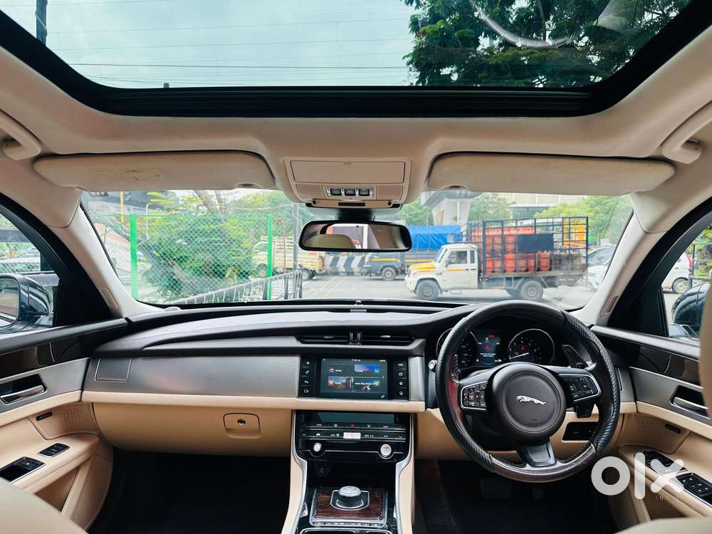 Jaguar Xf 2.0 Petrol Prestige, 2017, Petrol