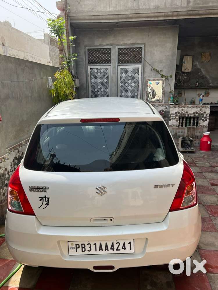 Swift 2011 Maruti Lxi