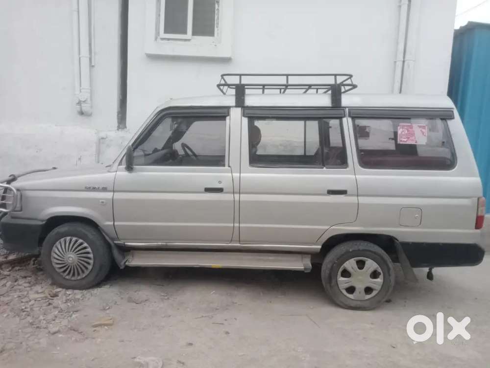 Toyota Qualis 2004 Diesel 168000 Km Driven All Pepper Valid