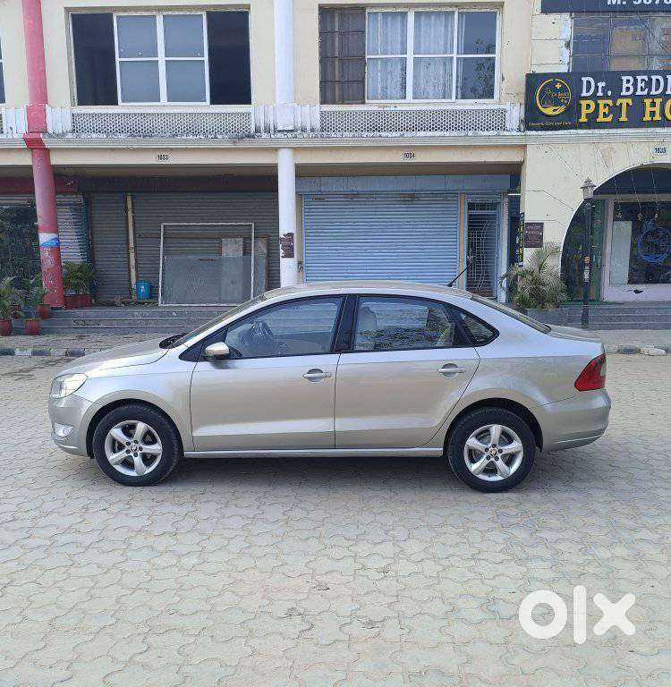 Skoda Rapid 2011-2013 1.6 Tdi Ambition Plus Alloy, 2015, Diesel