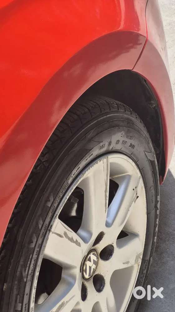 Volkswagen Vento 2012  1.6 Petrol Highline  Alloy Wheels