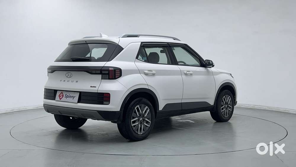 Hyundai Venue S (o) 1.0 Turbo Mt, 2023, Petrol