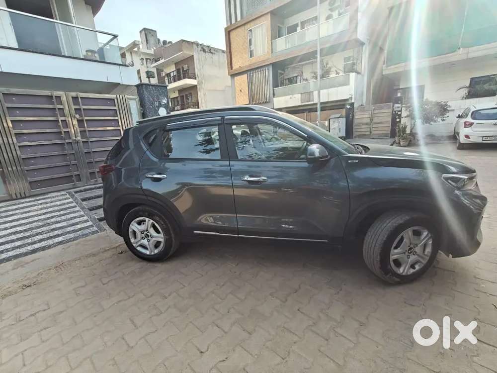 Kia Sonet Petrol