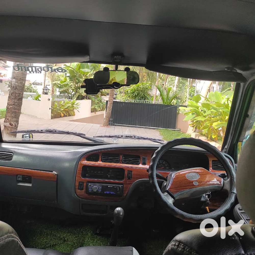 Toyota Qualis 2003 Diesel Well Maintained