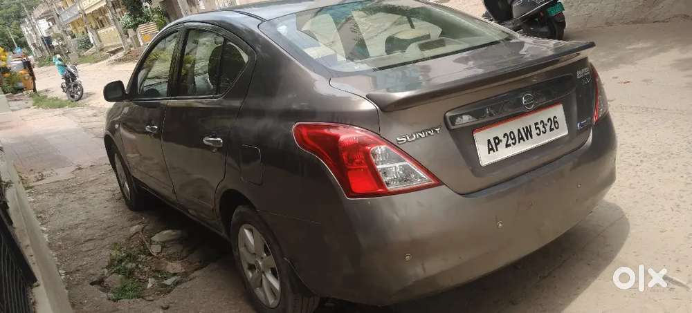 Nissan Sunny Diesel Manual 95000 Km 2012
