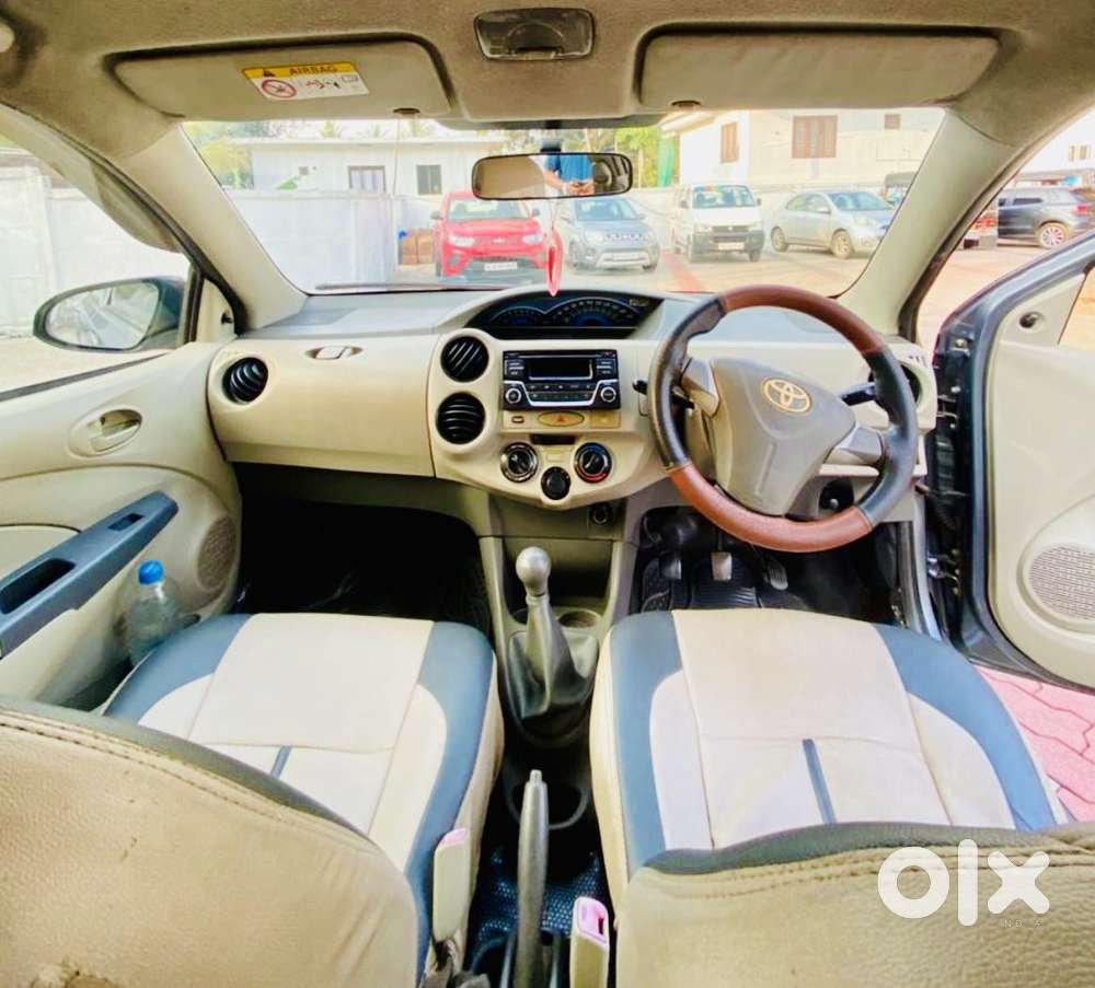 Toyota Etios Liva 2014-2016 V, 2016, Petrol
