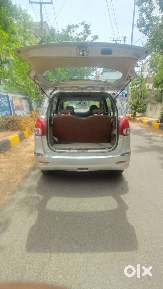 Maruti Suzuki Ertiga Vxi Abs, 2014, Petrol