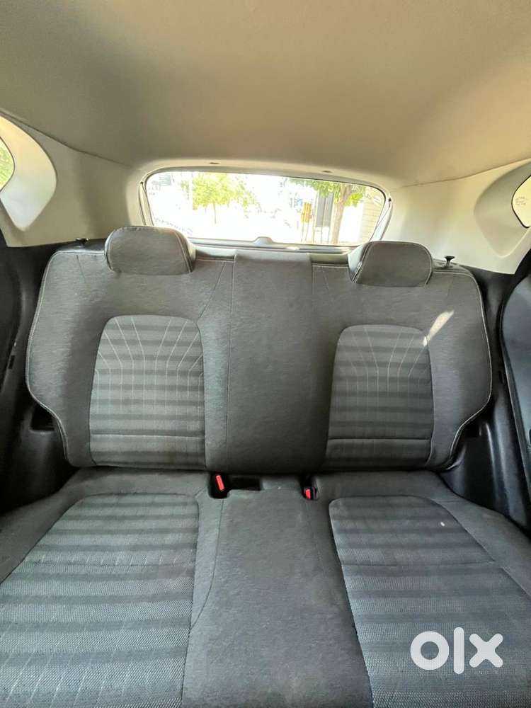 Kia Sonet, 2022, Petrol