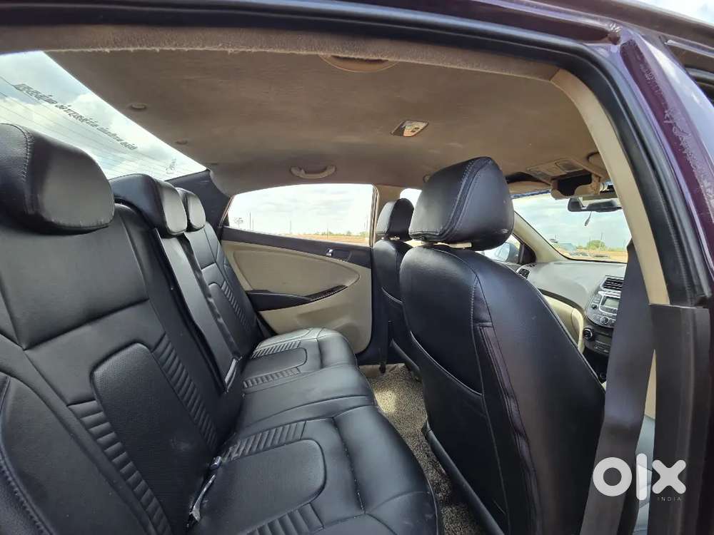 Hyundai Fluidic Verna 2011
