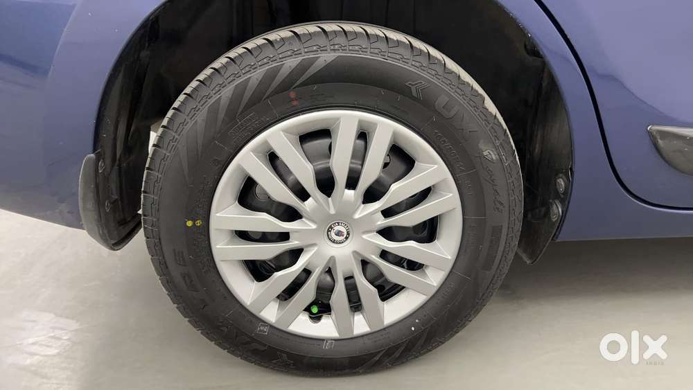 Maruti Suzuki Dzire 1.2 Vxi, 2023, Petrol