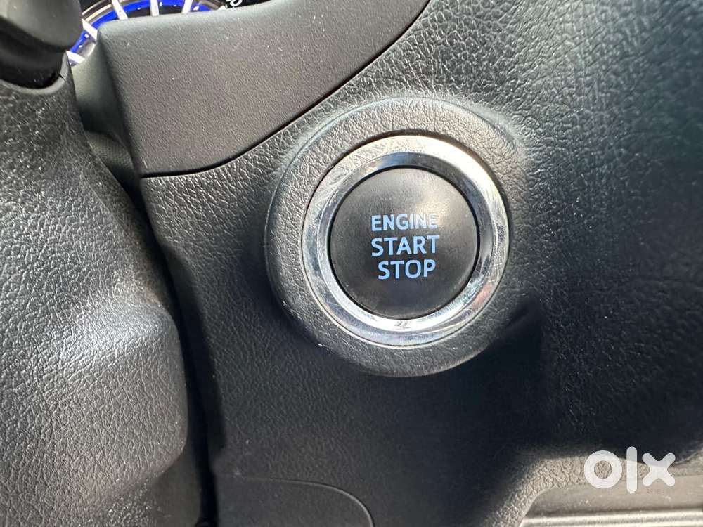 Toyota Innova Crysta 2.4 Vx Mt 8s, 2017, Diesel