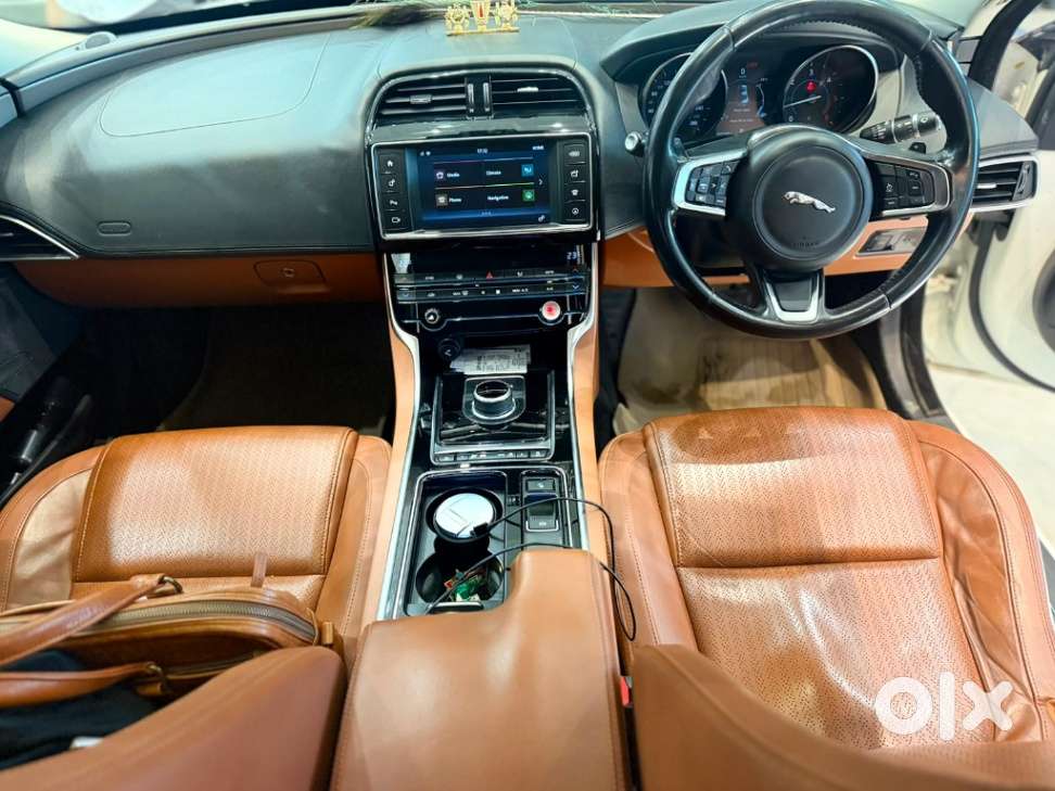 Jaguar Xe Portfolio, 2018, Diesel