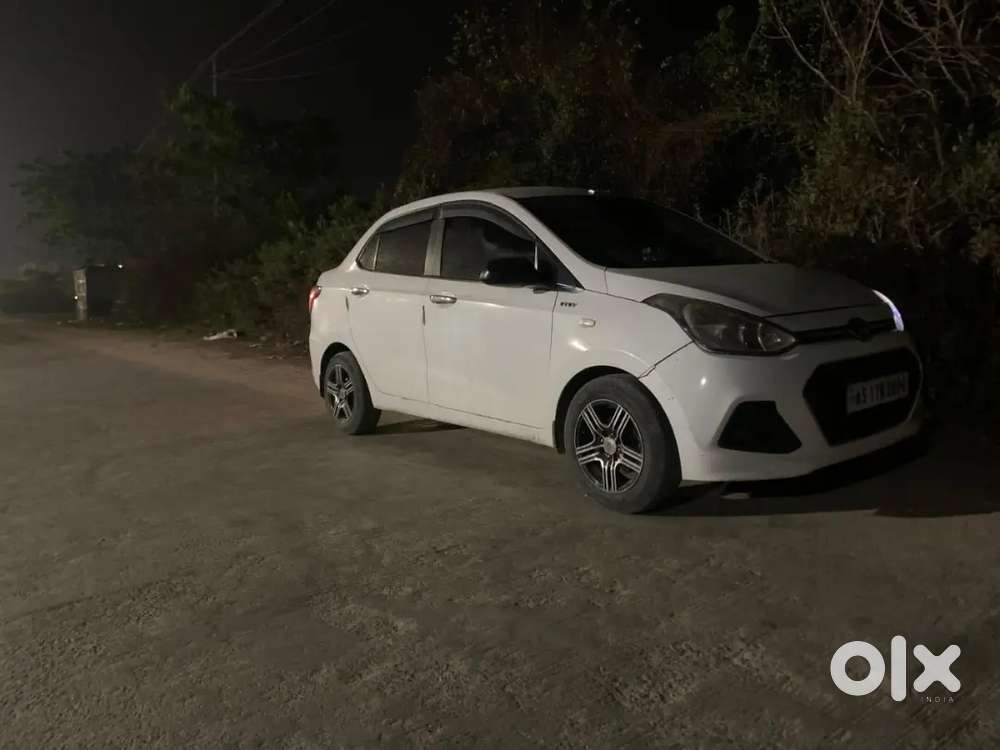 Hyundai Xcent 2016 Petrol 60000 Km Driven